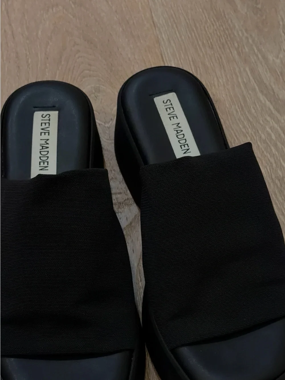 Steve Madden Slinky30 Black Platform Slide Sandals